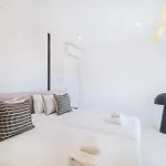 Veiga - Luxury Modern Design With Large Beautiful Garden بيت للعطل