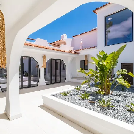 別荘 Veiga - Luxury Modern Design With Large Beautiful Garden アルブフェイラ
