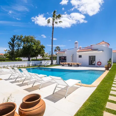 Veiga - Luxury Modern Design With Large Beautiful Garden אלבופיירה