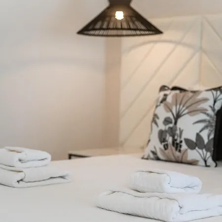 Veiga - Luxury Modern Design With Large Beautiful Garden 別荘 アルブフェイラ