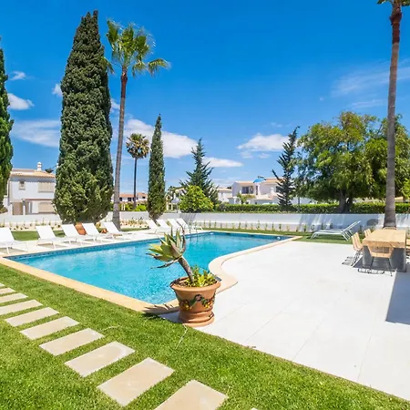 Veiga - Luxury Modern Design With Large Beautiful Garden *