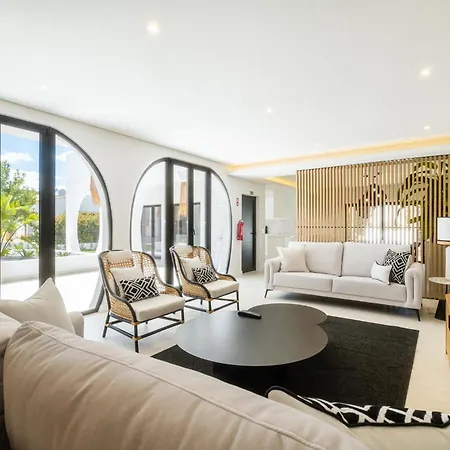 Veiga - Luxury Modern Design With Large Beautiful Garden Tatil Evi Albufeira