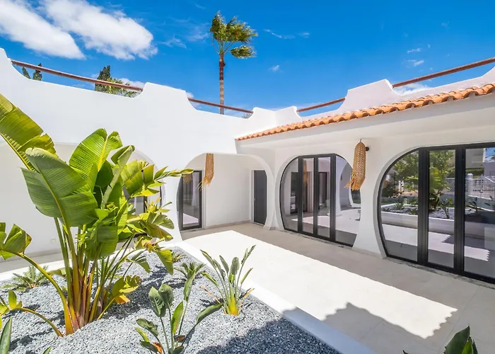 Veiga - Luxury Modern Design With Large Beautiful Garden Prázdninový dům *