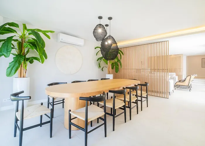 Veiga - Luxury Modern Design With Large Beautiful Garden