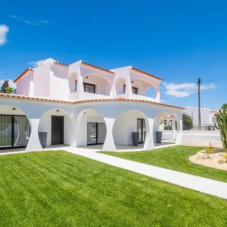Holiday home Veiga - Luxury Modern Design With Large Beautiful Garden Albufeira