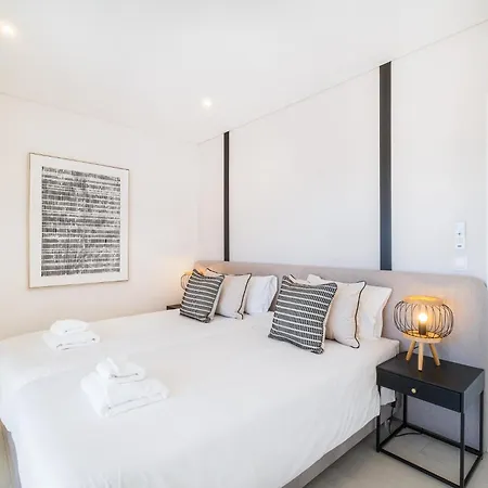 Veiga - Luxury Modern Design With Large Beautiful Garden Holiday home Albufeira